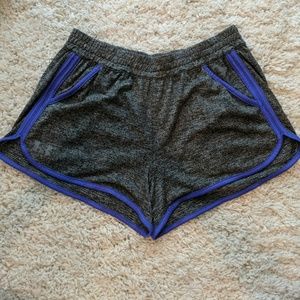 Under armour tech twist shorts